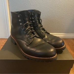 Wolverine 1000 mile Boot. Rugged. Black. Size 9.5 D